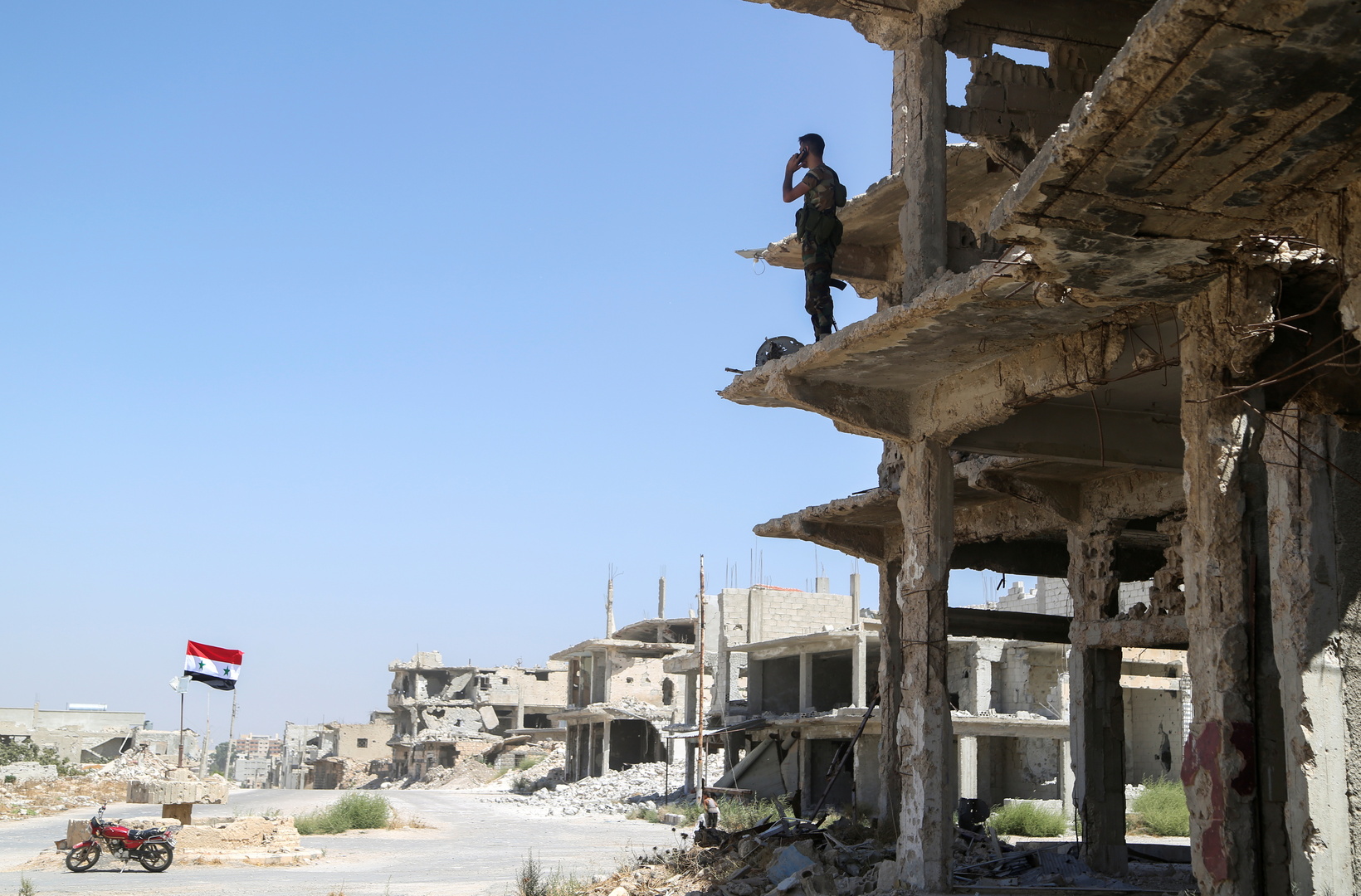 سوريا.. مقتل مواطن وإصابة آخرين بانفجار لغم في ريف حماة