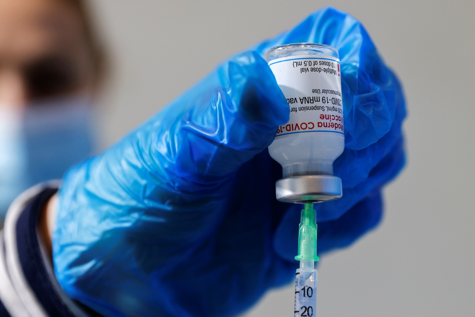 اليونان.. تغيير موعد إعادة التطعيم ضد كورونا من 6 أشهر إلى 3