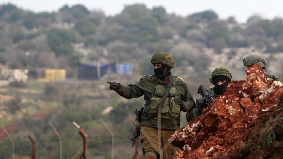 إعلام إسرائيلي: الجيش اللبناني يقيم أول سياج أمني على الحدود (فيديو)