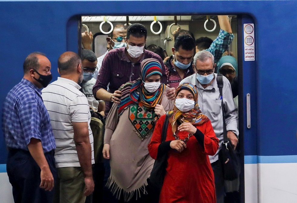 مصر تسجل 902 إصابة و45 وفاة جديدة بفيروس كورونا