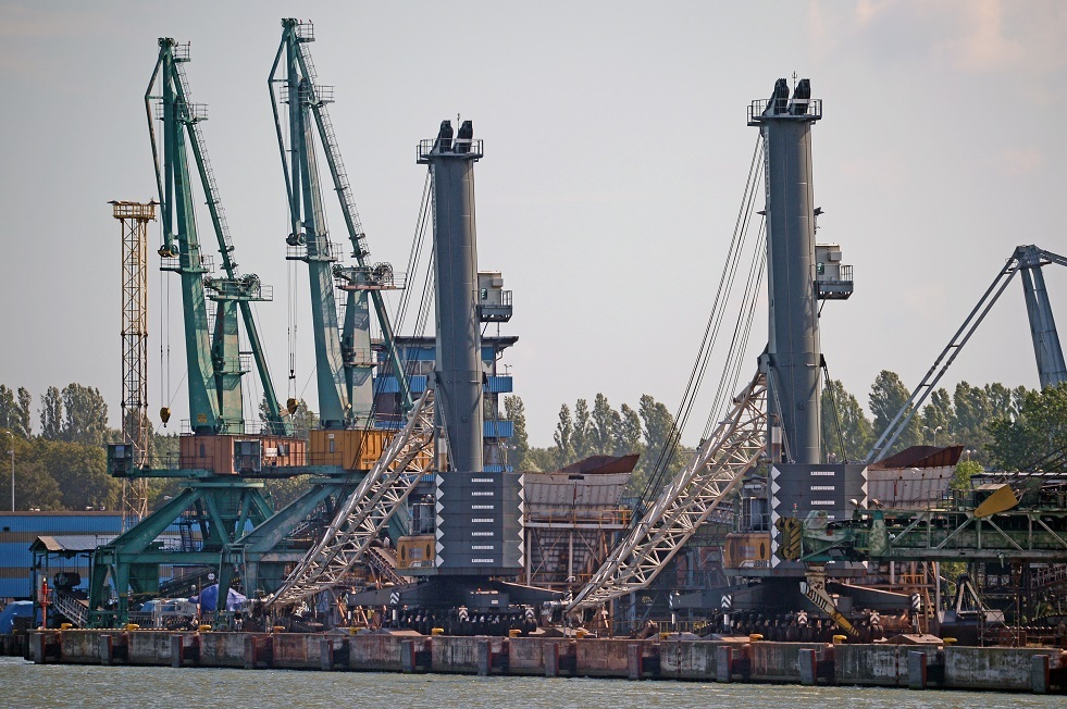 احتجاز سفينة شحن روسية في بولندا
