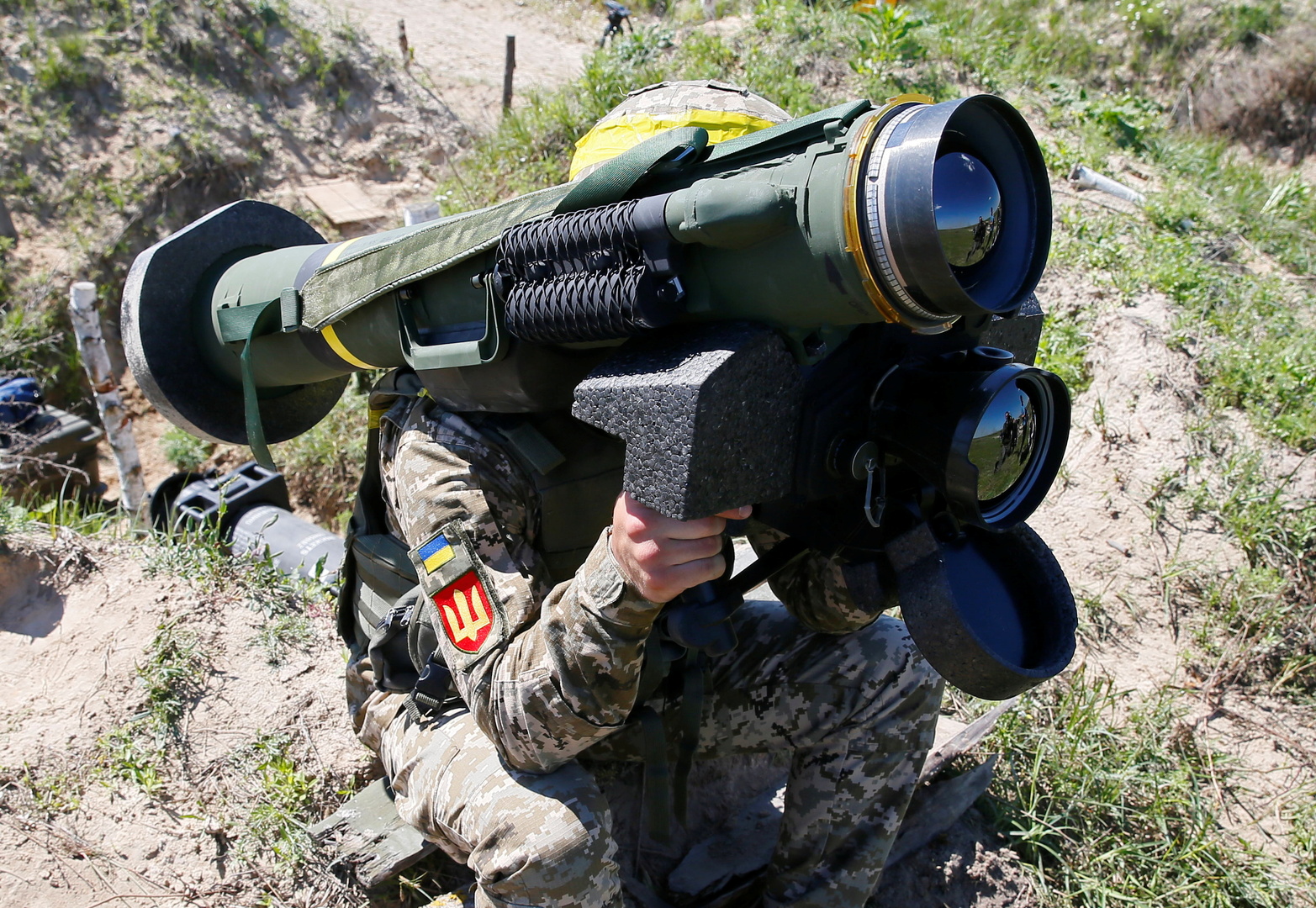 البنتاغون: زودنا أوكرانيا بـ180 صاروخا من نوع 