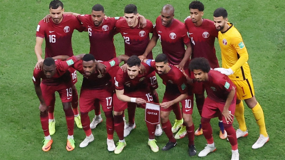 قطر تتلقى ضربة موجعة قبل مواجهة الجزائر في نصف نهائي كأس العرب
