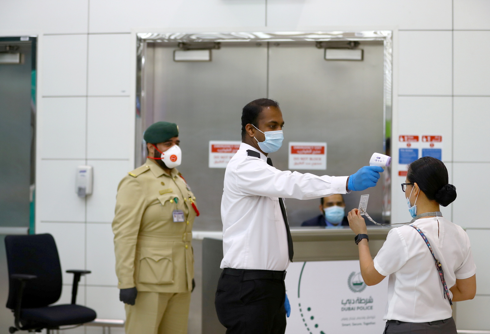 الإمارات تسجل صفر وفيات و200 إصابة جديدة بكورونا