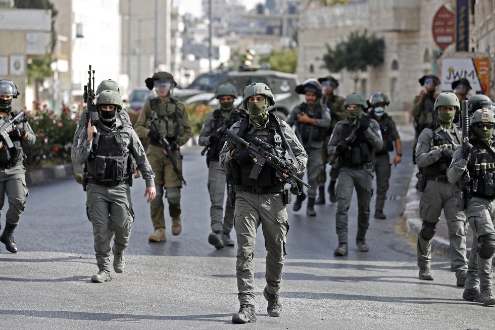 القوات الإسرائيلية تمنع إقامة فعالية لرجال أعمال فلسطينيين في القدس (صور+ فيديو)