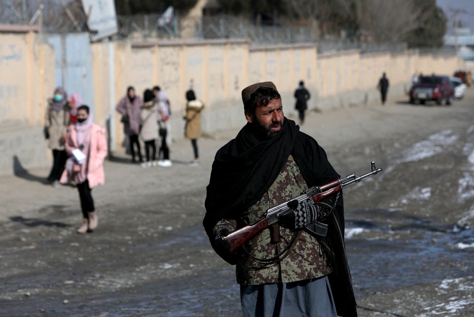 مسؤول أممي يحذر من أزمة غذاء خطيرة في أفغانستان