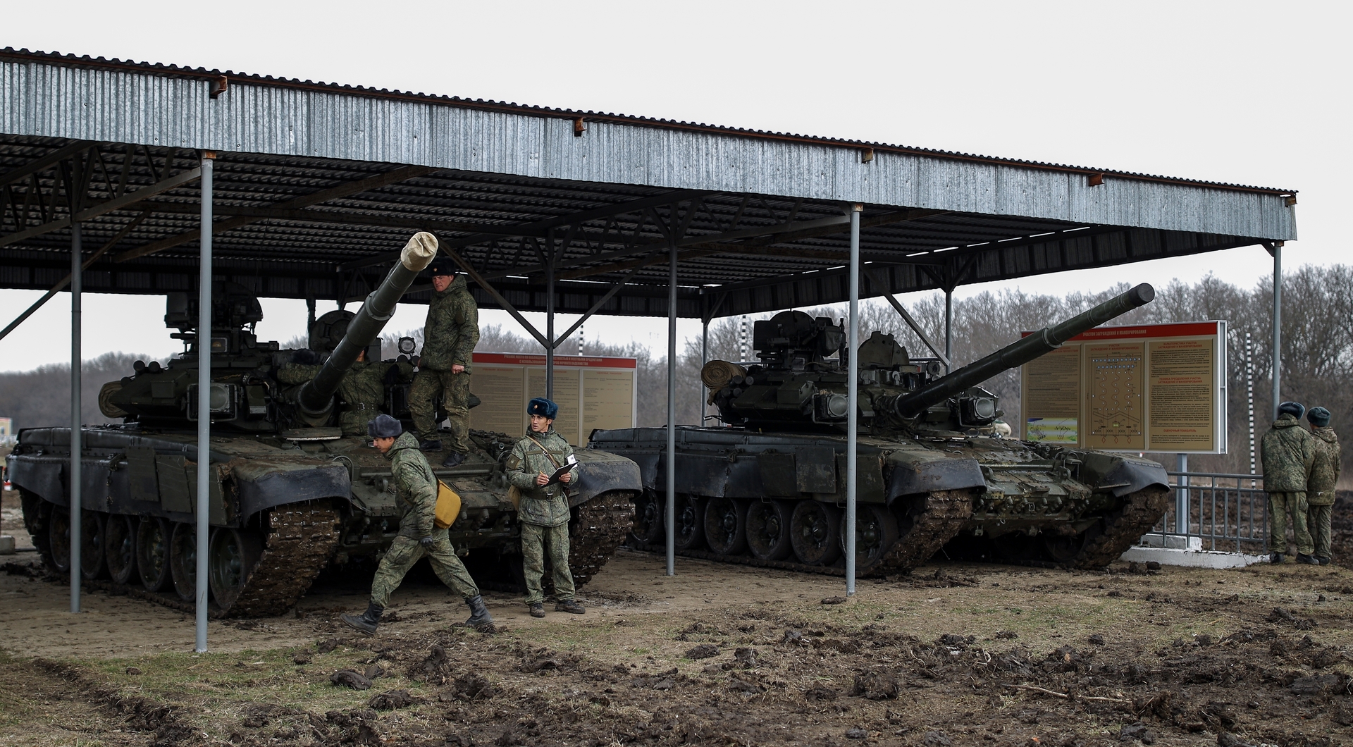 الدفاع الروسية تعلن عودة 10 آلاف عسكري إلى الثكنات بعد تدريبات في جنوب روسيا