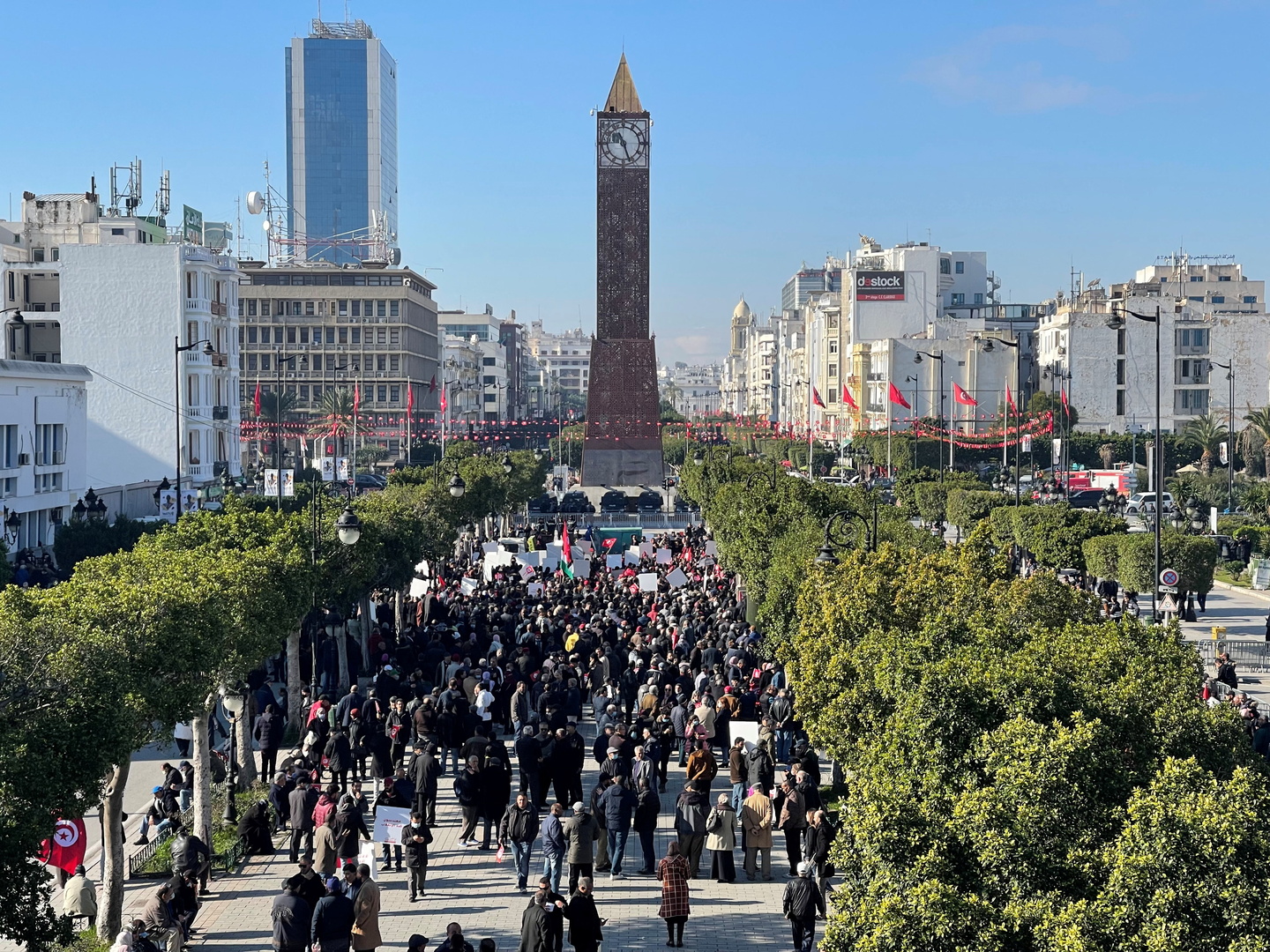 تونس تعلن عن ميزانية 2022 وتتوقع عجزا يبلغ 9.3 مليار دينار