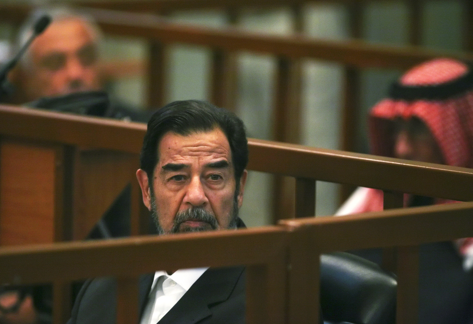 السفير الأمريكي السابق في العراق: محاكمة صدام حسين لم تكن مثالية