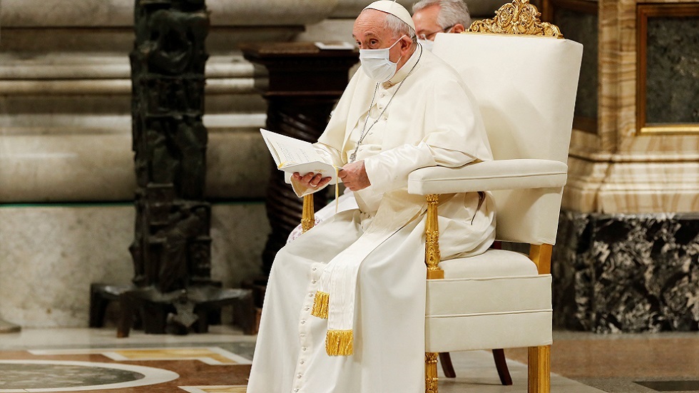 البابا فرنسيس يتخلف عن ترؤس صلوات نهاية العام