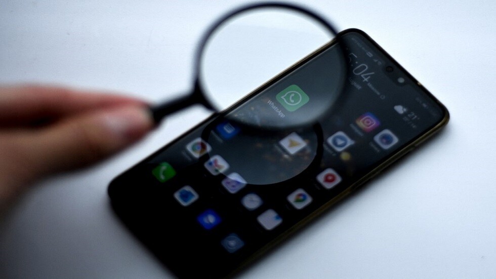 تعرف عليها!.. "بلاك بيري" تعلن نهاية عمل برامجها القديمة اعتبارا من 4 يناير