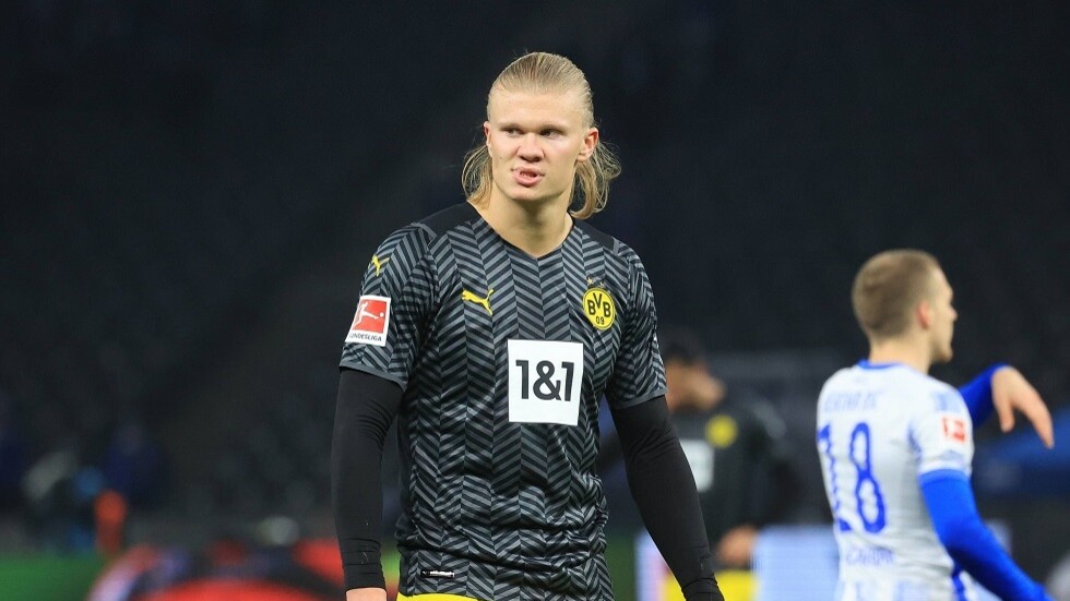 هالاند يعلنها صراحة: سألعب هنا!