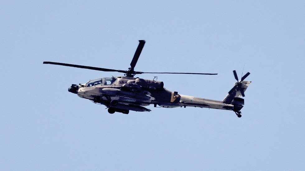 وسائل إعلام عبرية: تحطم مروحية إسرائيلية قبالة سواحل حيفا