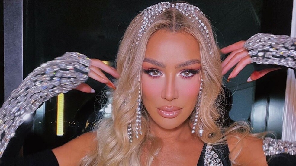 مايا دياب تكشف عن تعرضها للتحرش الجنسي في إحدى حفلاتها (فيديو)