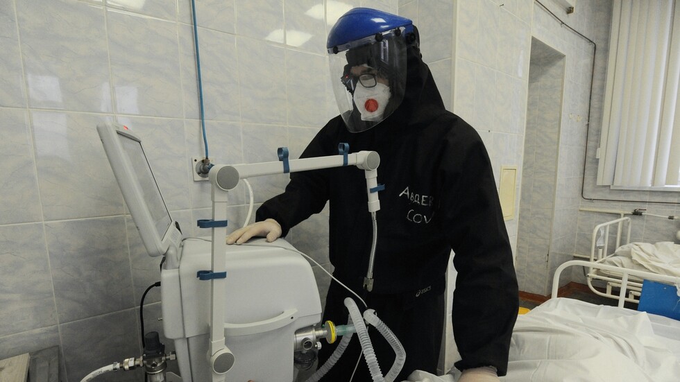 روسيا.. تراجع عدد الإصابات اليومية بكورونا إلى ما دون 16 ألفا