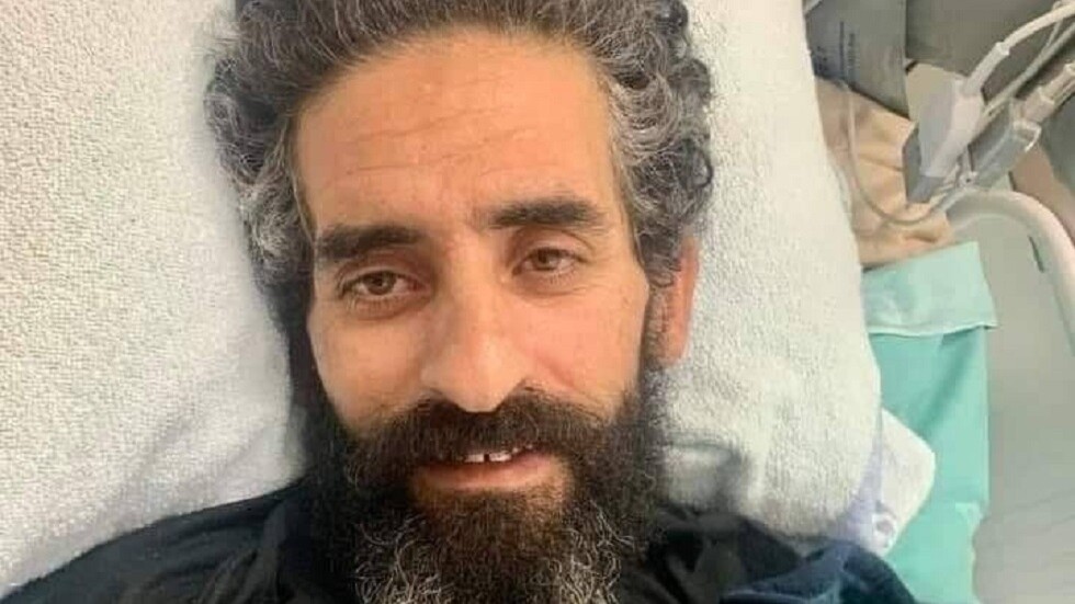 شاهد.. أول فيديو للأسير الفلسطيني أبو هواش بعد فك إضراب الجوع وتأكد إطلاق سراحه في فبراير