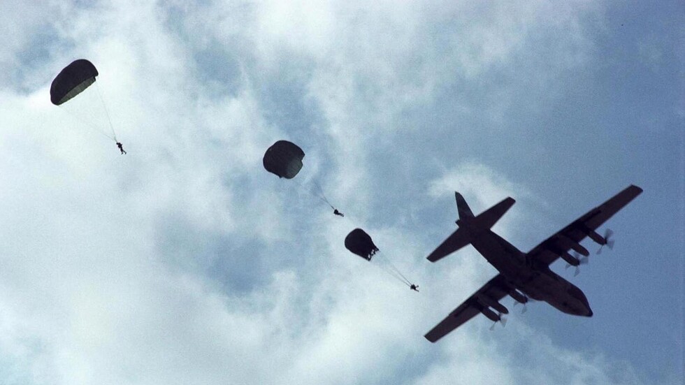 عشرات المظليين الإسرائيليين يرفضون المشاركة بتدريب مفاجئ