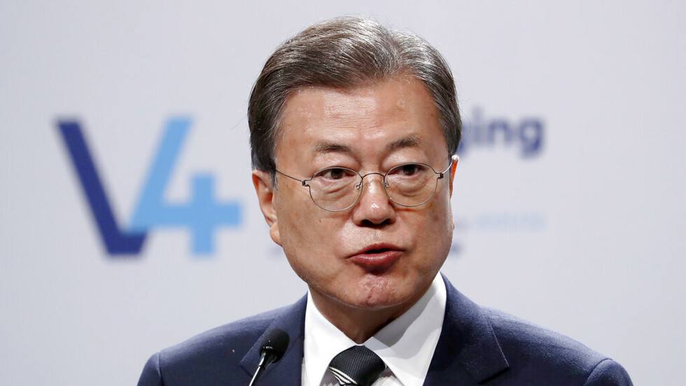 سيئول تدعو بيونغ يانغ لبذل جهود للحوار بعد ساعات من إطلاق الشمال مقذوفا مجهولا