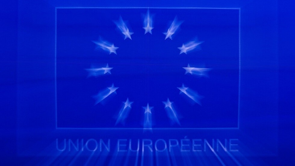 الاتحاد الأوروبي يشدد على ضرورة اضطلاعه بدور أكبر في مفاوضات موسكو وواشنطن