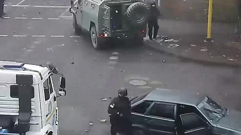 السلطات الكازاخستانية: تصفية مجموعة إرهابيين أمام مقر شرطة