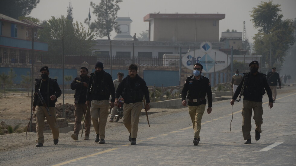 توقيف رجل في مطار إسلام آباد حاول تهريب المخدرات إلى السعودية