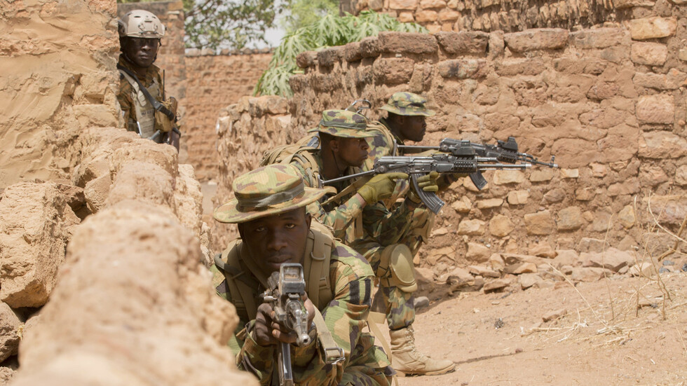 مصرع 13 مدنيا في هجمات منفصلة في بوركينا فاسو