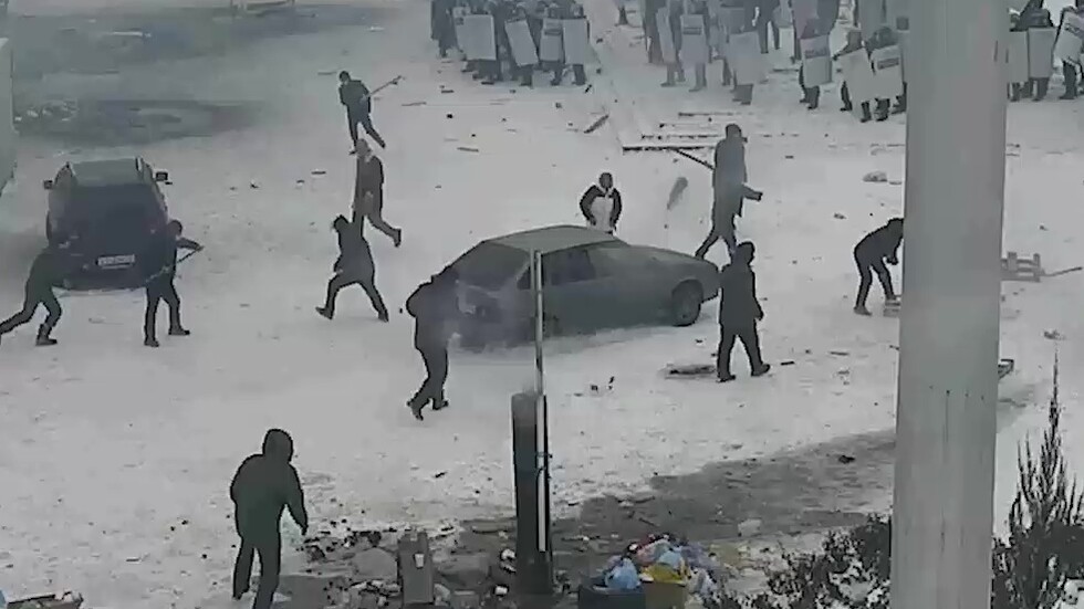 رئيس كازاخستان يعلن الحداد الوطني على ضحايا الأحداث الأخيرة