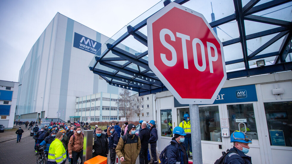 سلوفاكيا تخفف من قيود مكافحة كورونا