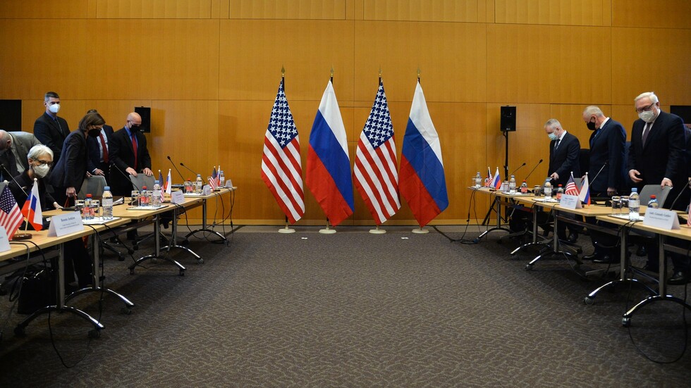 مصدر مطلع: موسكو تعول على عقلانية واشنطن في قضيتي أوكرانيا والعقوبات