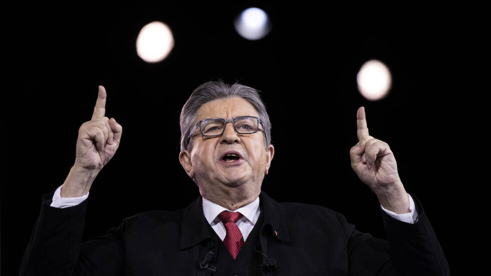 فرنسا.. تغريم سياسي من أقصى اليسار بسبب إهانته للصحفيين