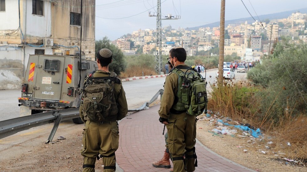 إصابة جندي إسرائيلي إثر عملية دهس شمال رام الله في الأراضي الفلسطينية