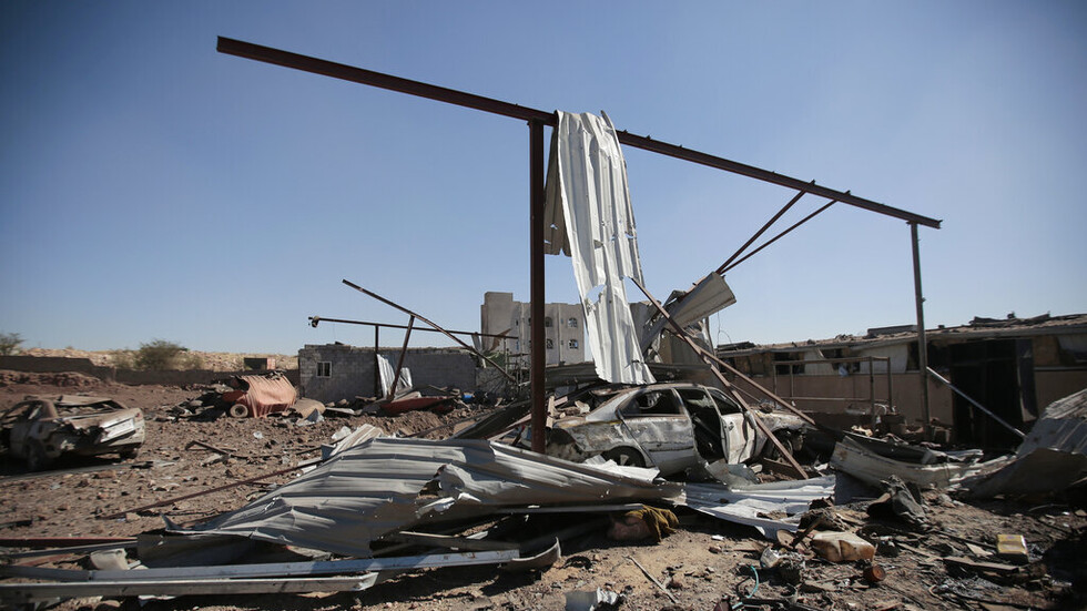 وزير الإعلام اليمني يعلن سيطرة القوات الحكومية على مواقع في محافظة مأرب