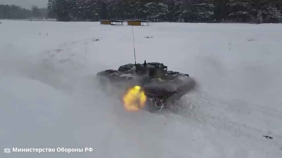 بالفيديو.. تدريب قتالي لوحدات قوات الإنزال الجوي الروسية