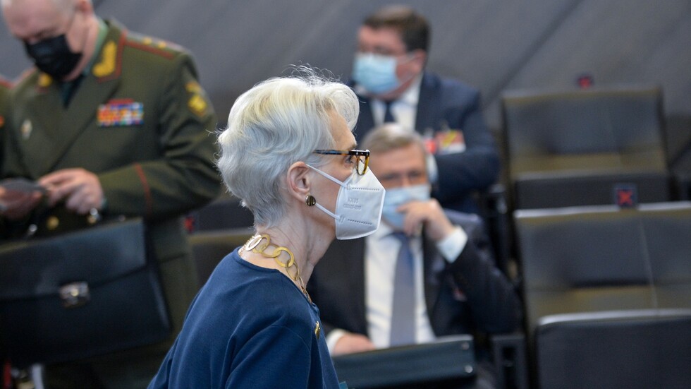 واشنطن: الناتو ملتزم بنهج الحوار والردع إزاء روسيا وصد أي عدوان على أوكرانيا