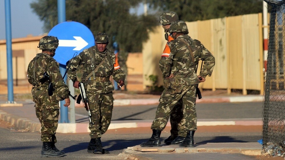الجيش الجزائري يصادر أكثر من 2.4 طن من المخدرات معظمها على الحدود مع المغرب