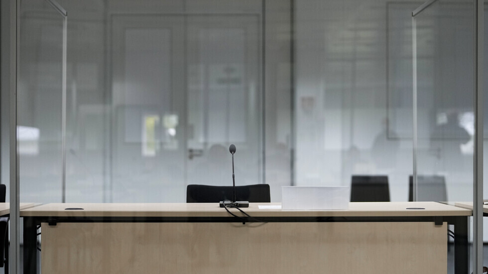 محكمة ألمانية تقضي بسجن ضابط سوري سابق مدى الحياة بتهمة ارتكاب جرائم ضد الإنسانية