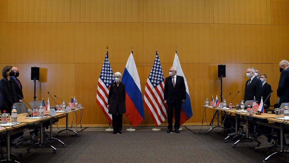 ريابكوف: ليس هناك أساس لعقد لقاءات جديدة مع واشنطن وحلفائها بشأن الضمانات الأمنية