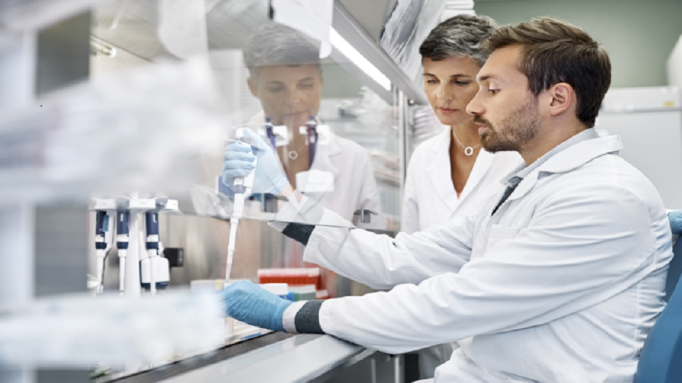 دراسة واعدة: قد يكون لدينا يوما ما لقاح mRNA لسرطان الجلد