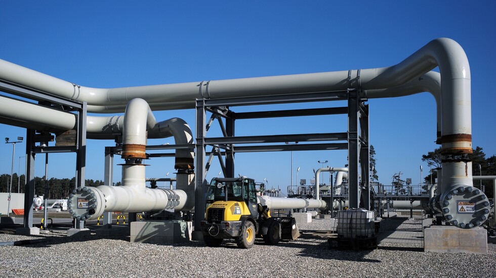 الخارجية الروسية: روسيا ستلتزم بجميع معايير اعتماد مشروع "السيل الشمالي-2"