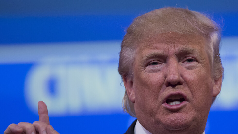 ترامب: العرق الأبيض يحرم من علاجات ولقاحات كورونا