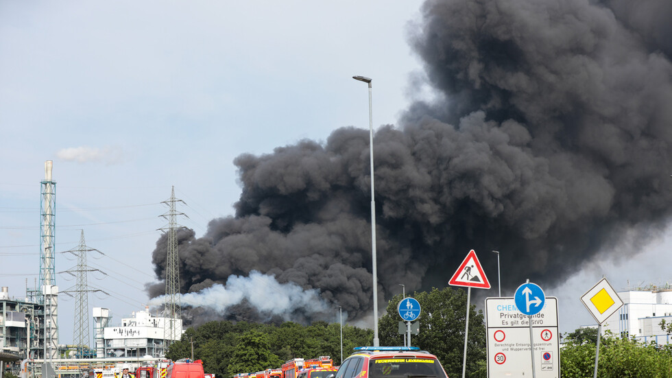 مقتل شخصين بانفجار في محطة وقود وسط ألمانيا
