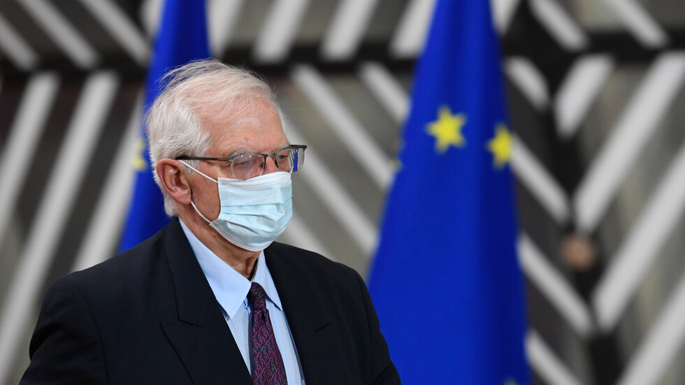 بوريل يستبعد فرض "عقوبات استباقية" على روسيا