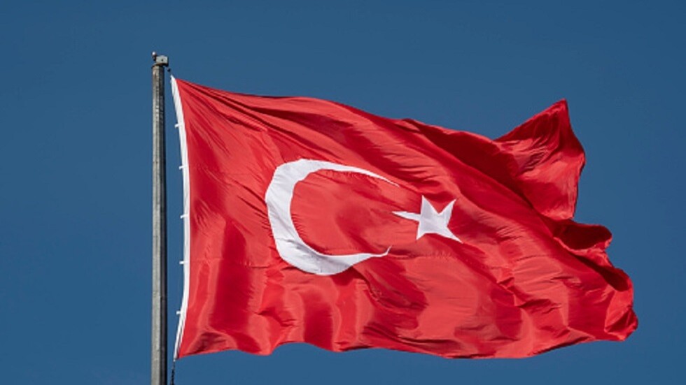 برلماني تركي: البيوت في البلاد تغلي بسبب الأسعار بينما أردوغان في مزاج جيد!..