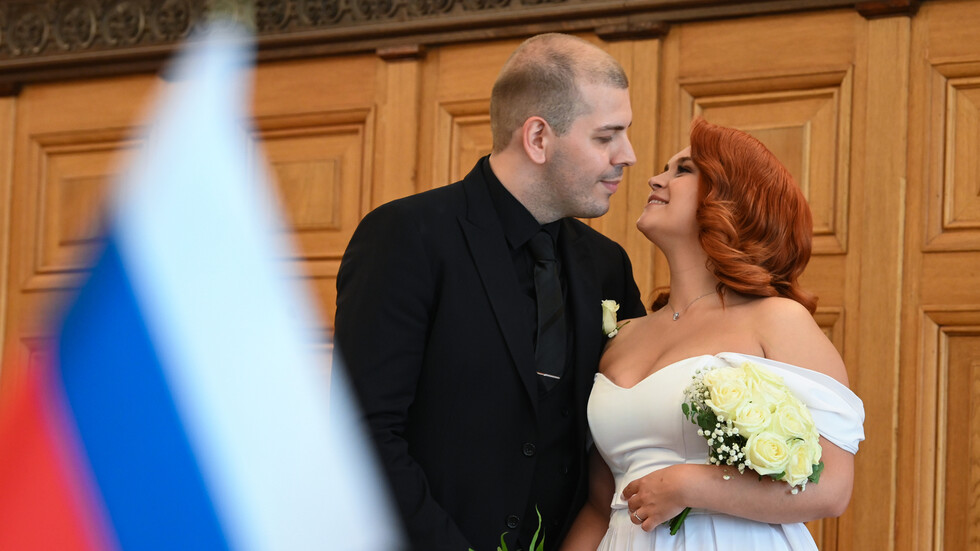 روسيا.. فرص "ثمينة" لتسجيل عقود القران بالتاريخ المميز 22 .02. 2022