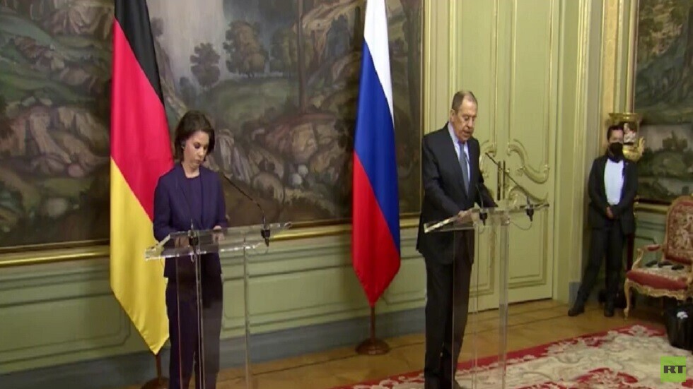 لافروف: نرفض المماطلة بشأن الضمانات الأمنية