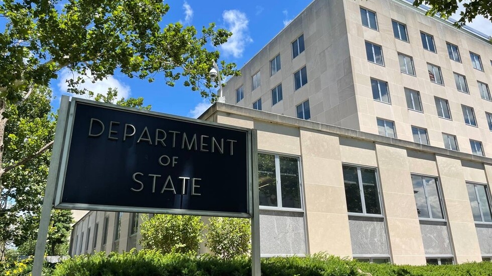 الخارجية الأمريكية: روسيا قد ترسل قوات إلى بيلاروس لمهاجمة أوكرانيا من الشمال