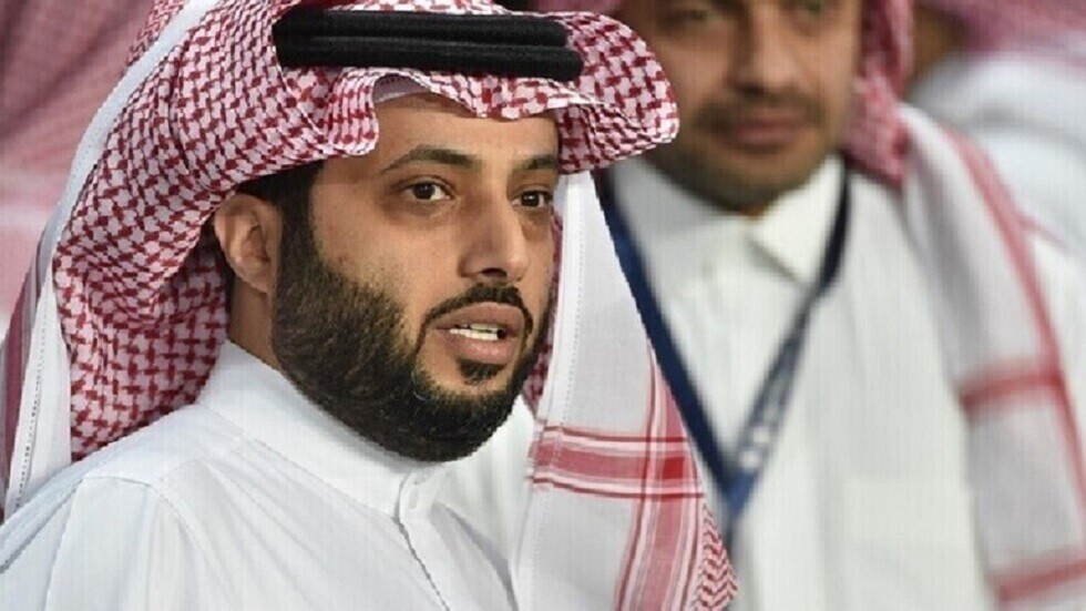 تركي آل الشيخ: هذا أكثر مذيع أتابع برامجه!