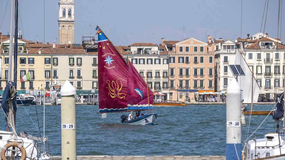 فندق إيطالي يرفض استقبال ممثل أمريكي لعدم حيازته شهادة التطعيم ضد كورونا