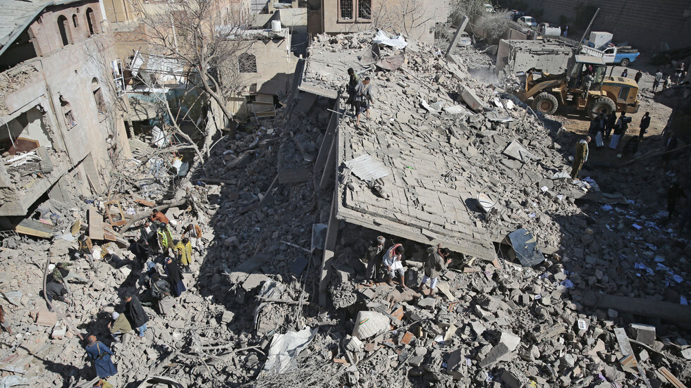 التحالف العربي يعلن عن تنفيذ عملية واسعة تستهدف الحوثيين في عدد من المحافظات اليمنية