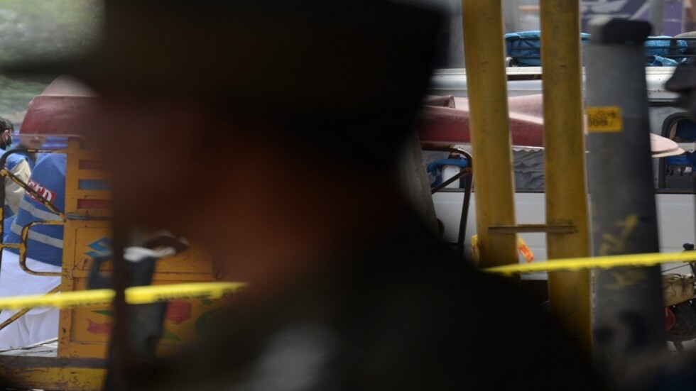 مقتل شخصين على الأقل وإصابة 22 آخرين في انفجار في لاهور الباكستانية